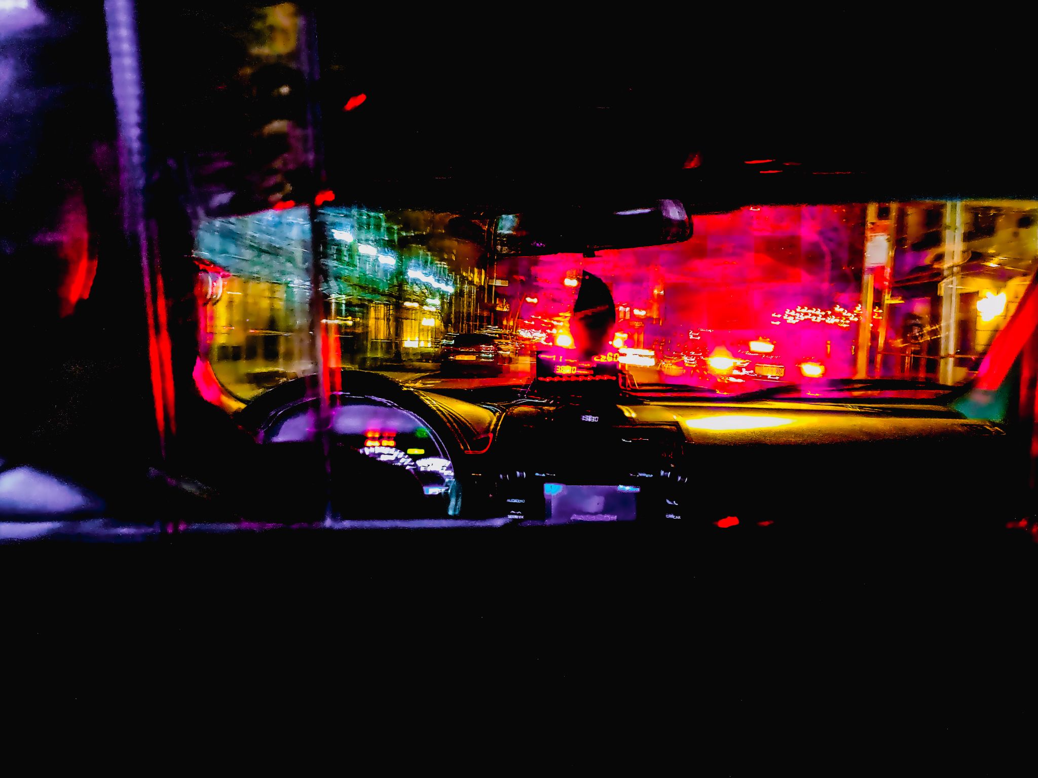 Enlarge Night TAXI 